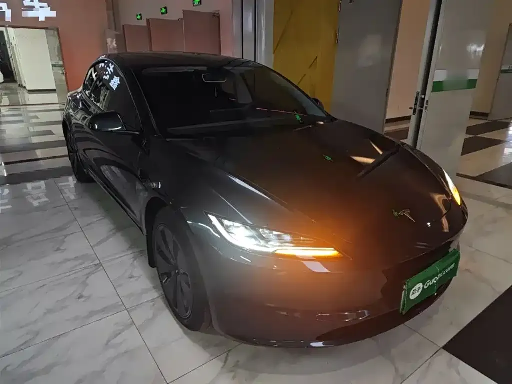 Tesla Model 3 2025 из CN, фото 5