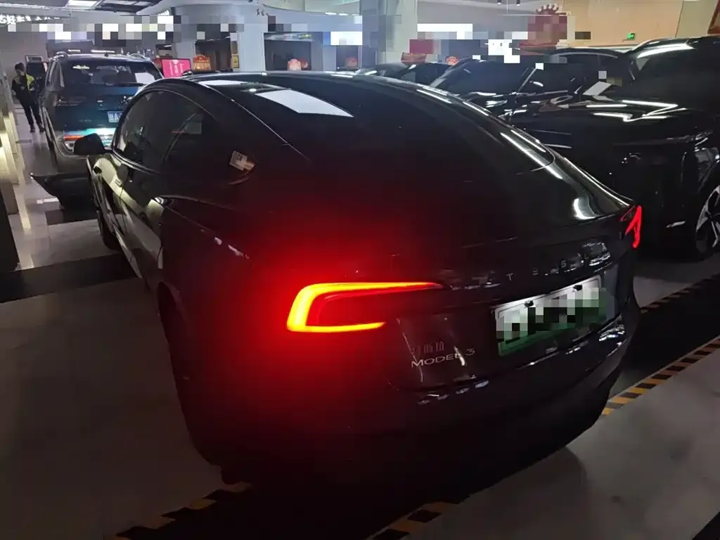 Tesla Model 3 2025 из CN, фото 4