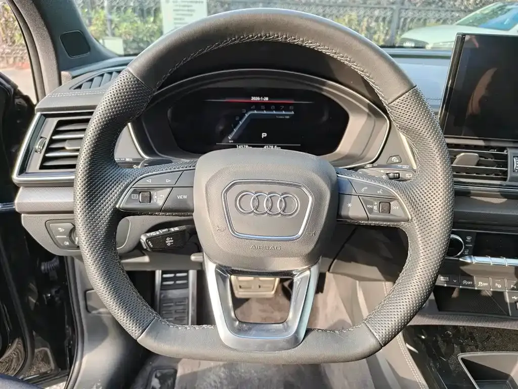 Audi Q5L 2023 из CN, фото 4