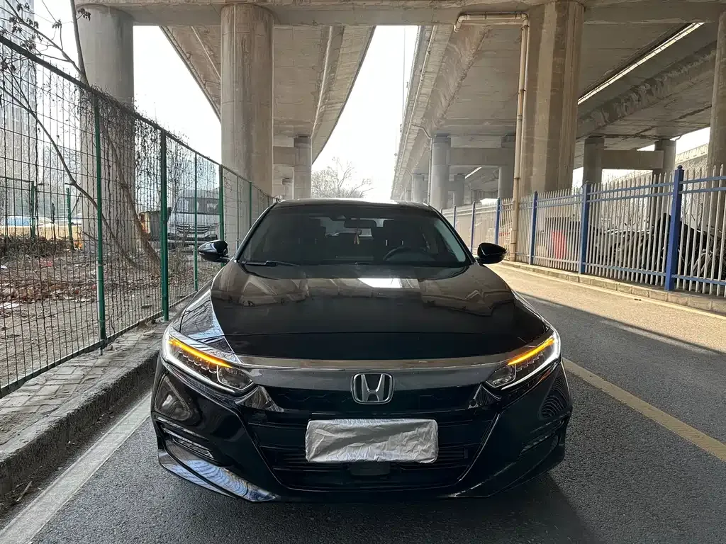 Honda Accord — фото 5