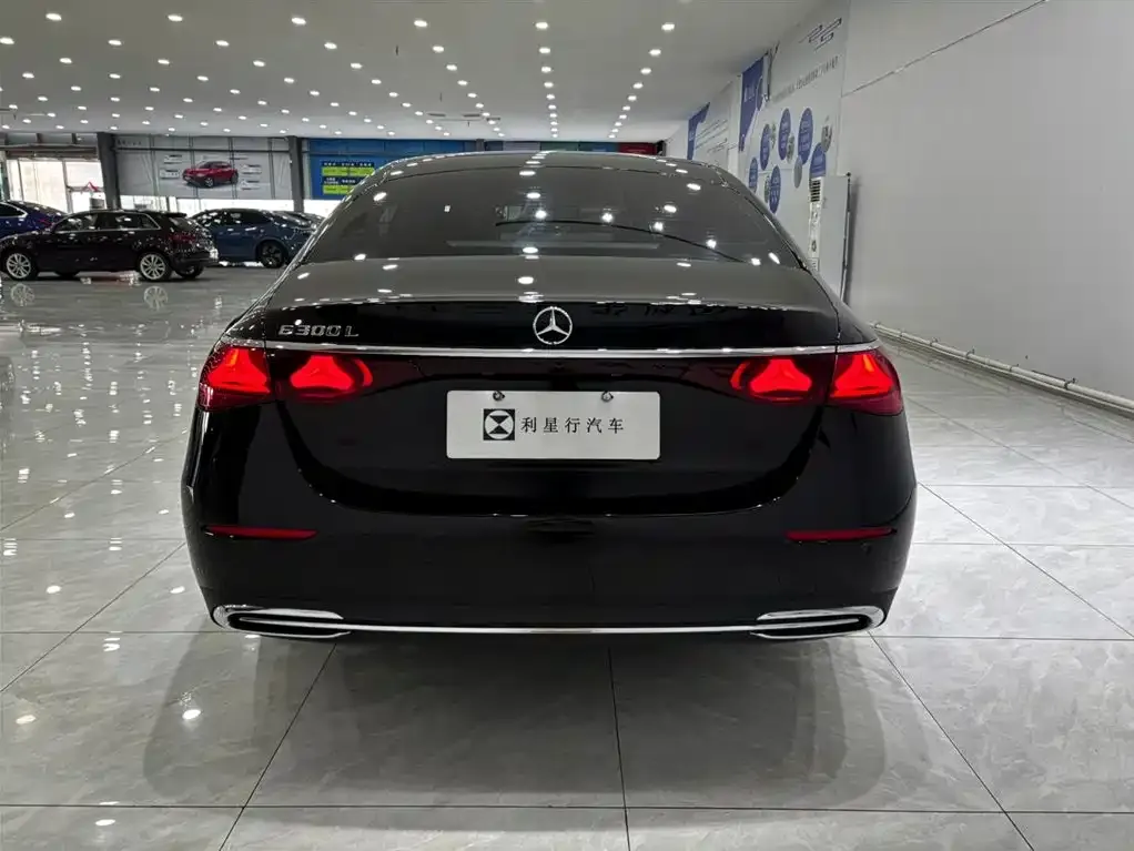 Mercedes-Benz E-Class 2025 из CN, фото 2