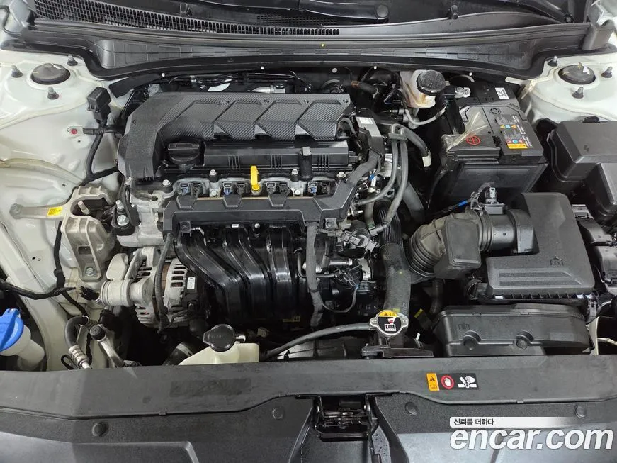 Hyundai AVANTE 2022 из KR, фото 6