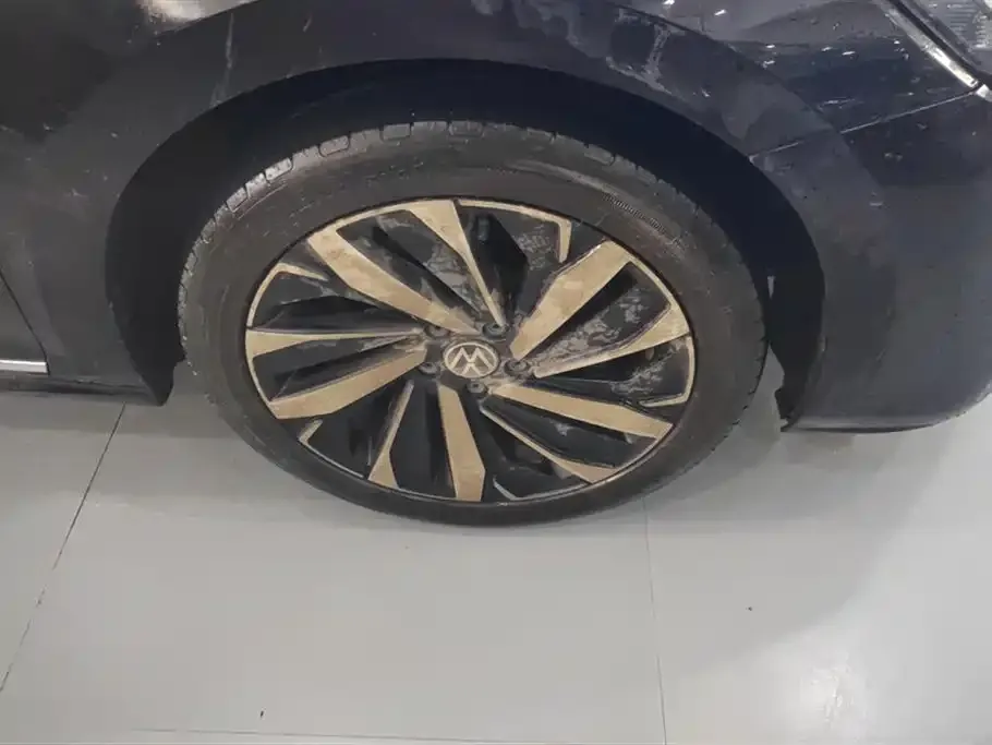 Volkswagen Passat — фото 2