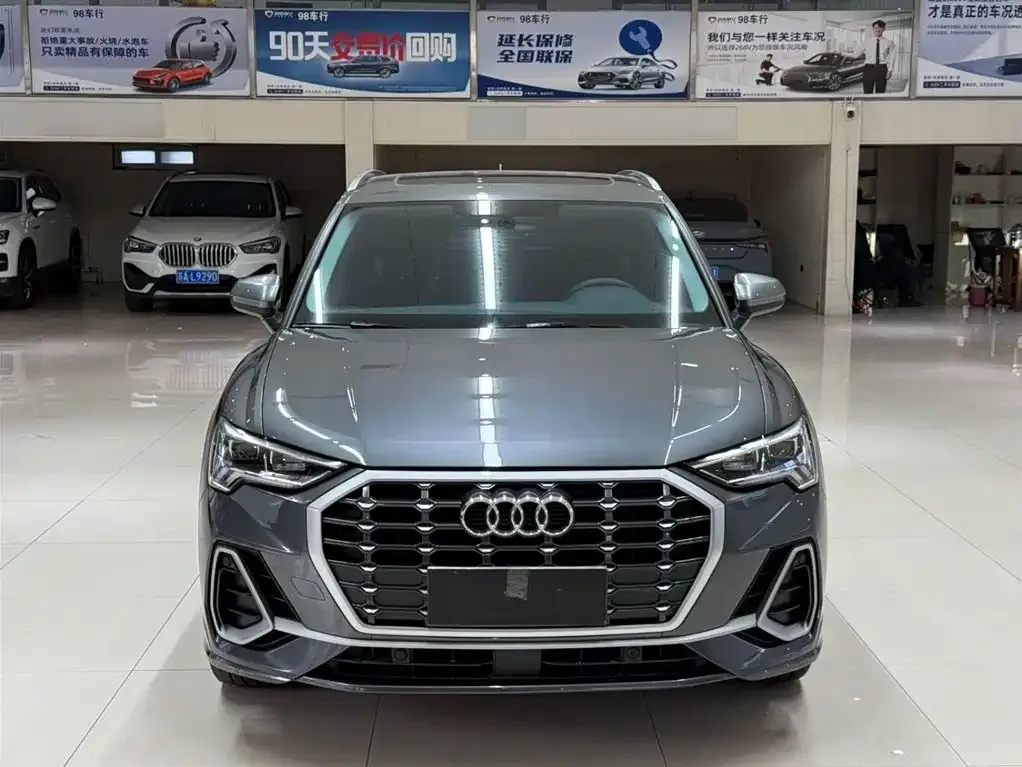 Audi Q3 2023 из CN, фото 2