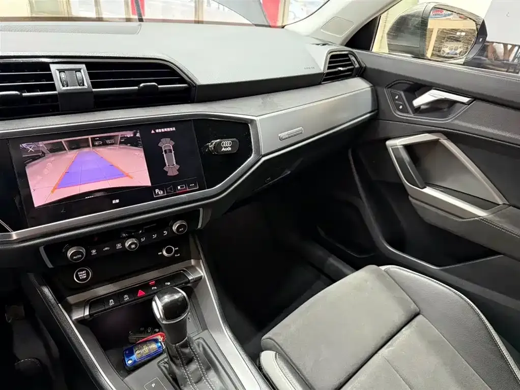 Audi Q3 2023 из CN, фото 3
