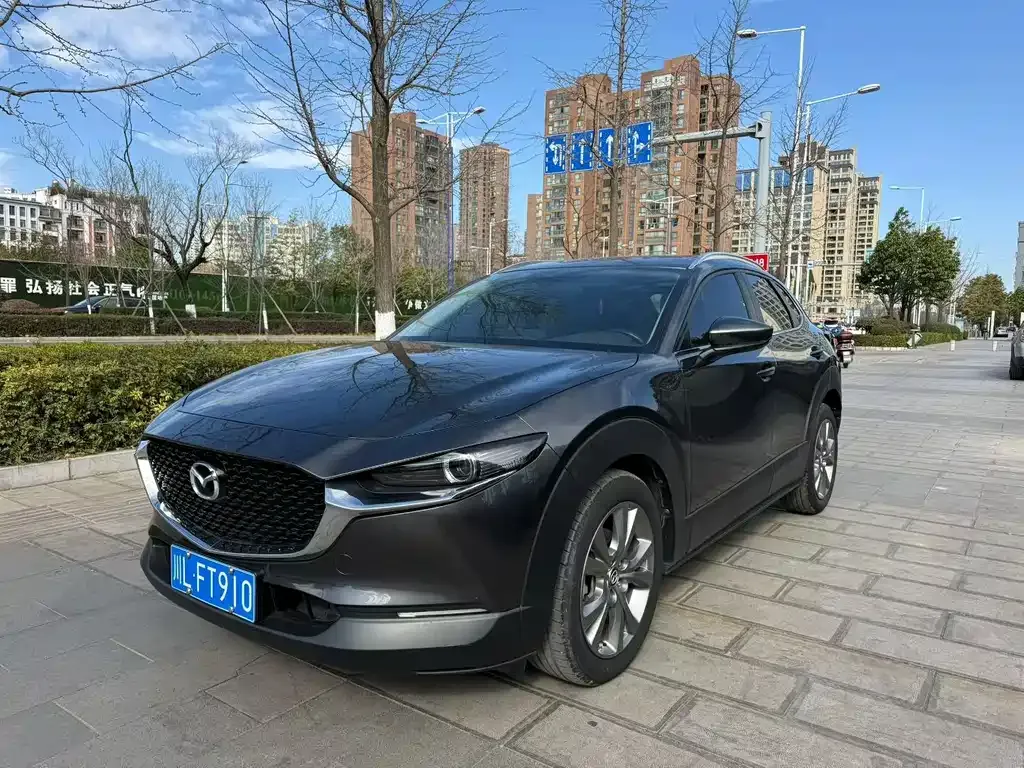 Mazda CX-30 — фото 1