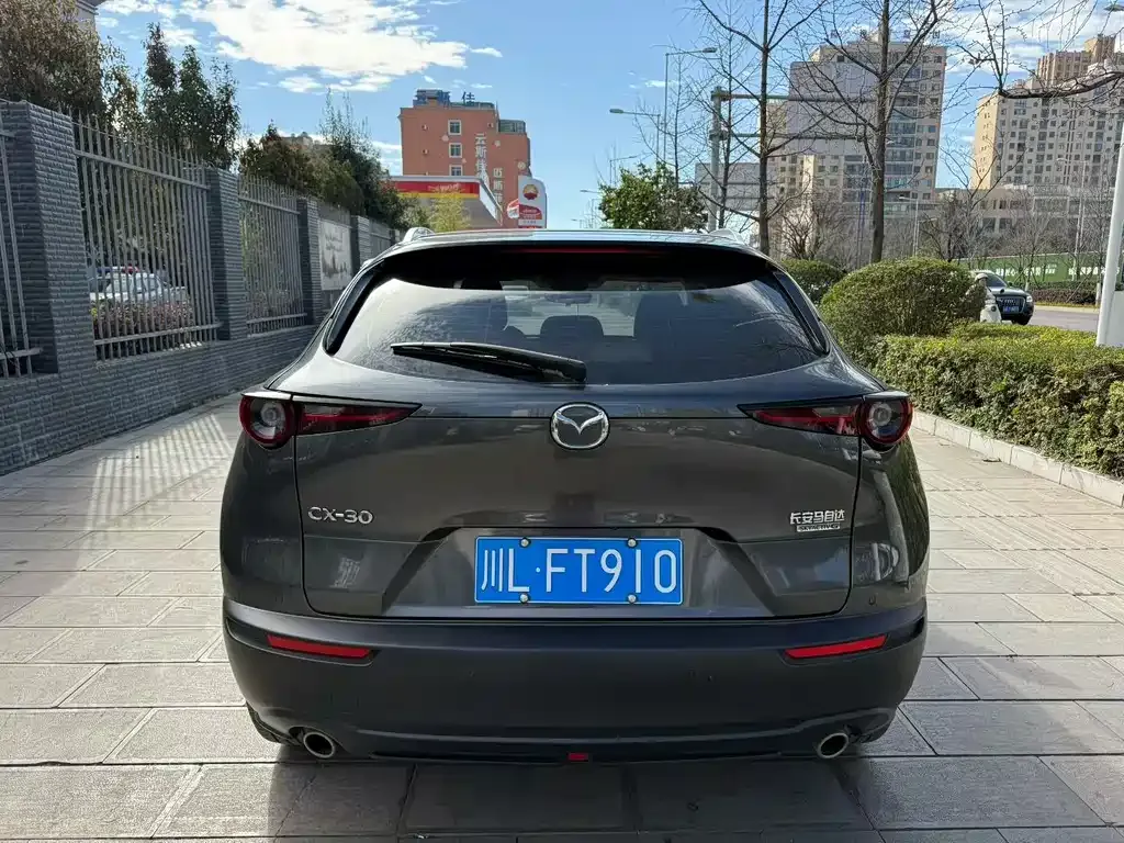 Mazda CX-30 — фото 9
