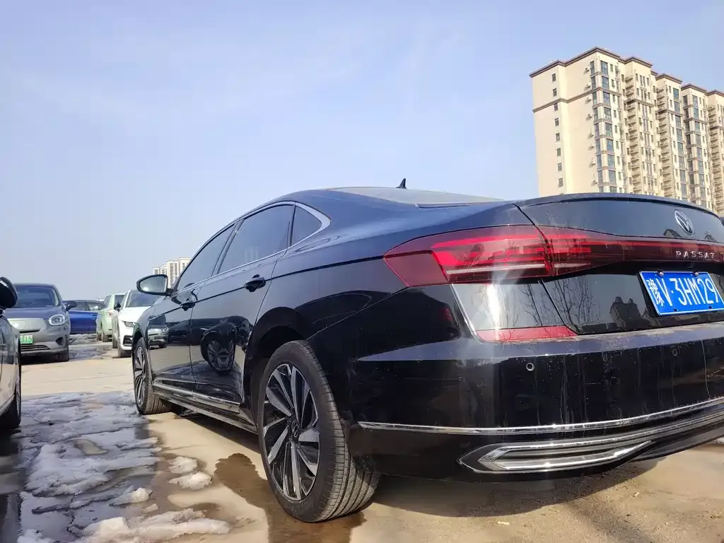 Volkswagen Passat 2023 из CN, фото 6