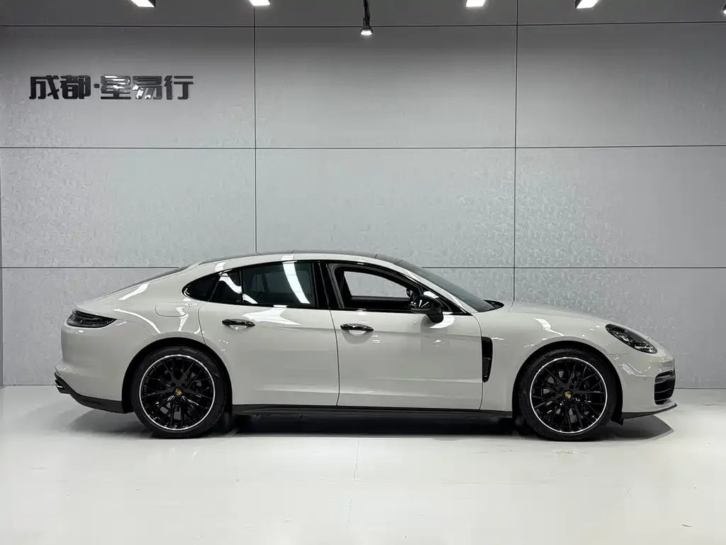 Porsche Panamera 2023 из CN, фото 5