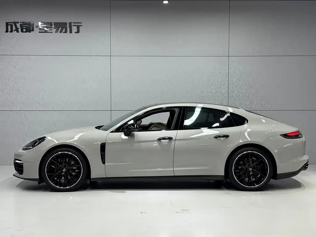 Porsche Panamera 2023 из CN, фото 4
