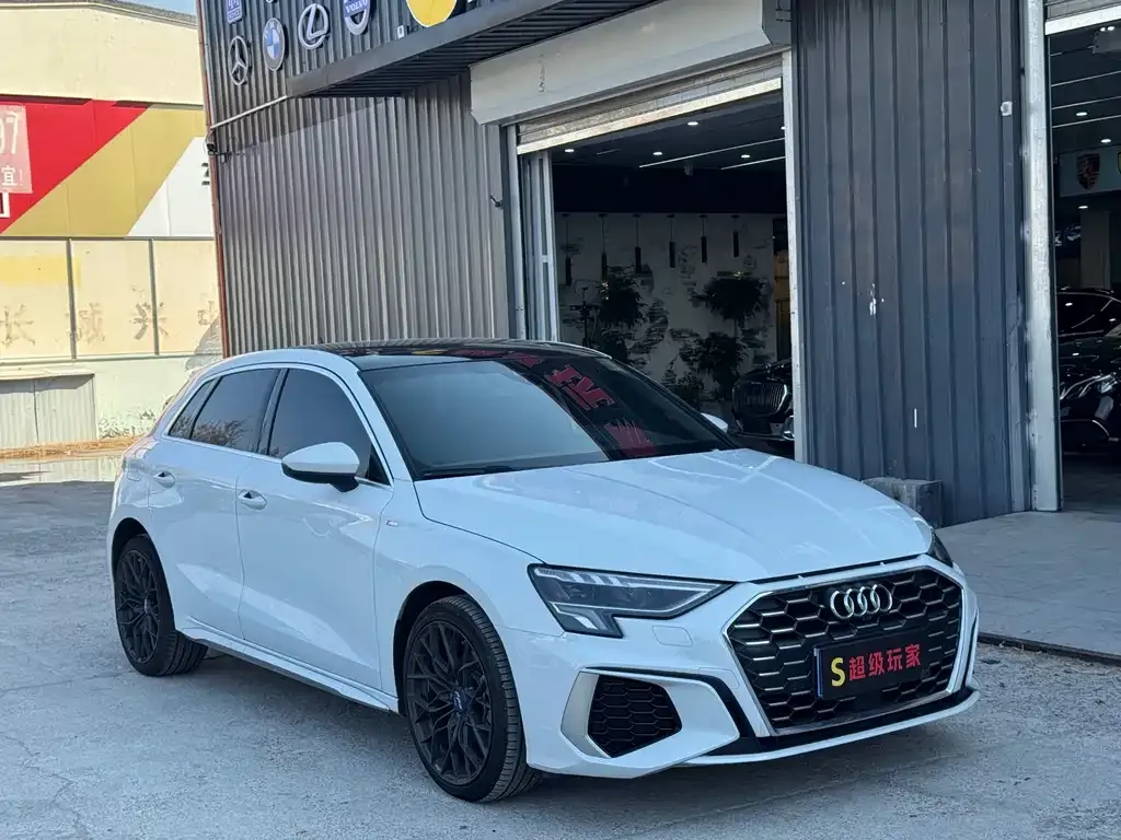Audi A3 2024 из CN, фото 7