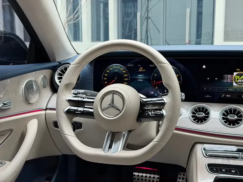 Mercedes-Benz E-Class (Import) — фото 7
