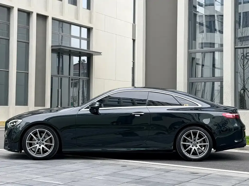 Mercedes-Benz E-Class (Import) — фото 3
