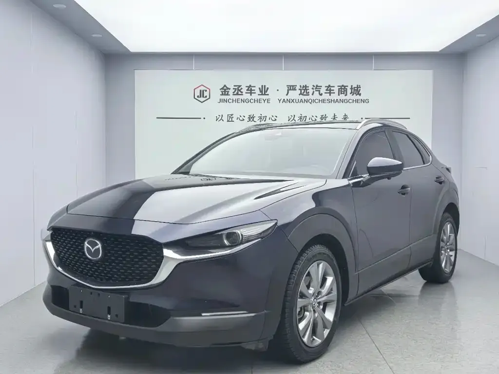Mazda CX-30 2023 из CN, фото 1