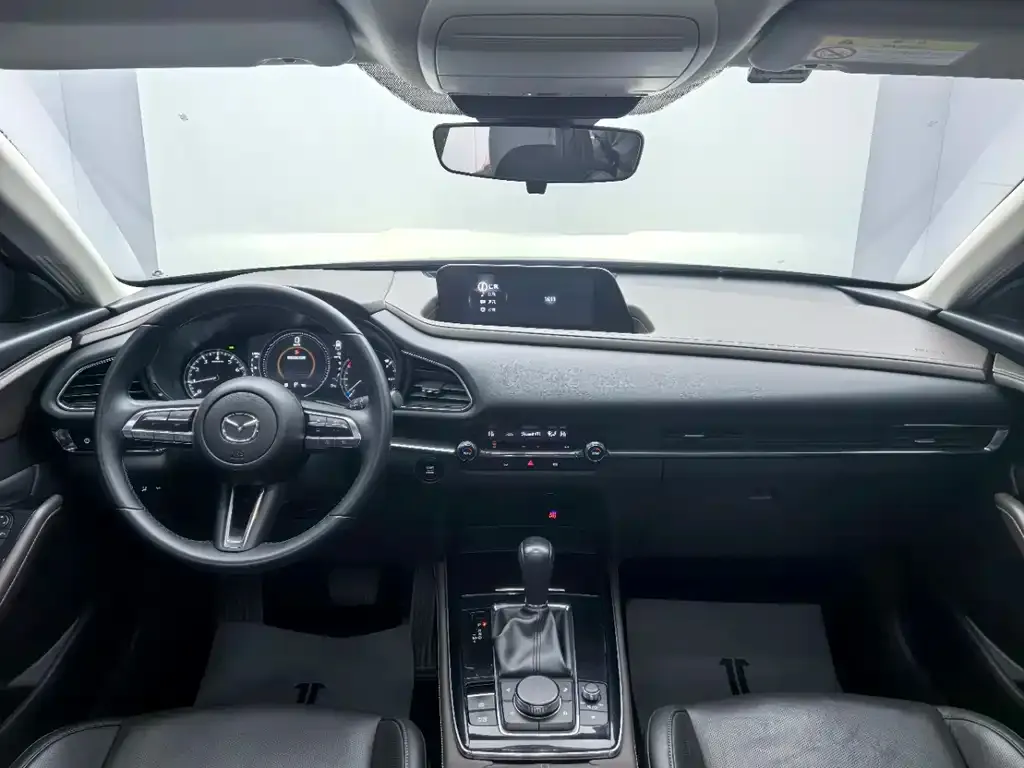 Mazda CX-30 2023 из CN, фото 5