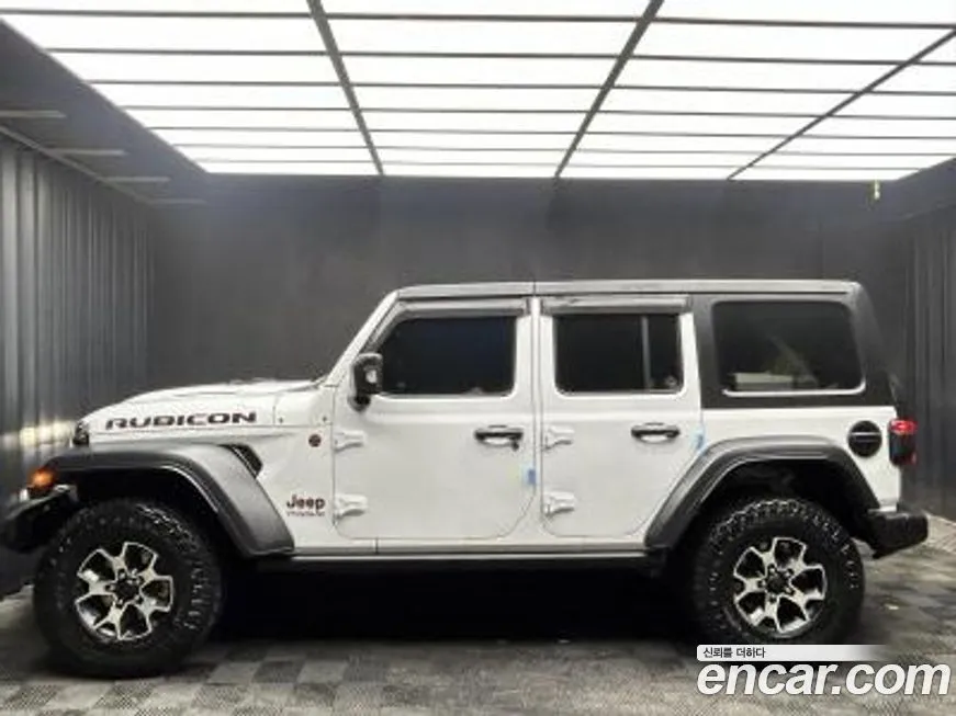 Jeep Wrangler 2022 из KR, фото 3