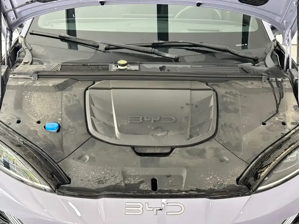BYD Seal — фото 4