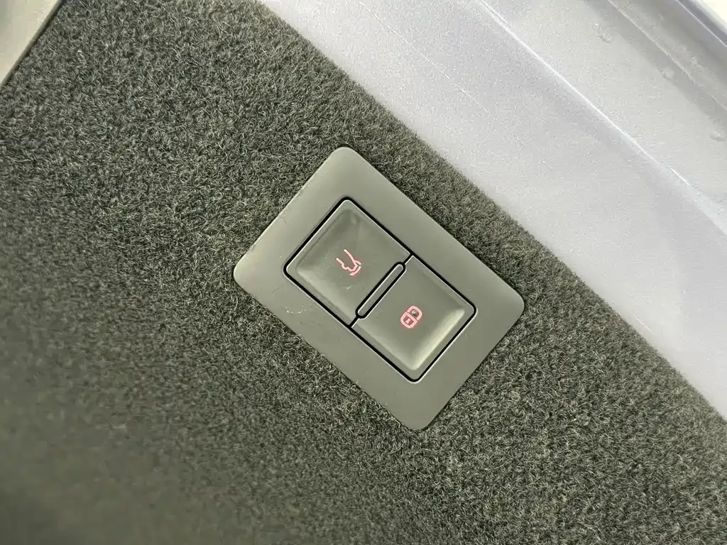 BYD Seal — фото 10