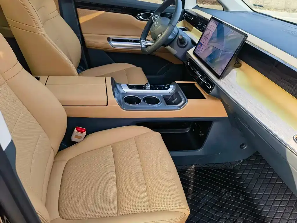 GAC Motor E8 Hybrid 2024 из CN, фото 8