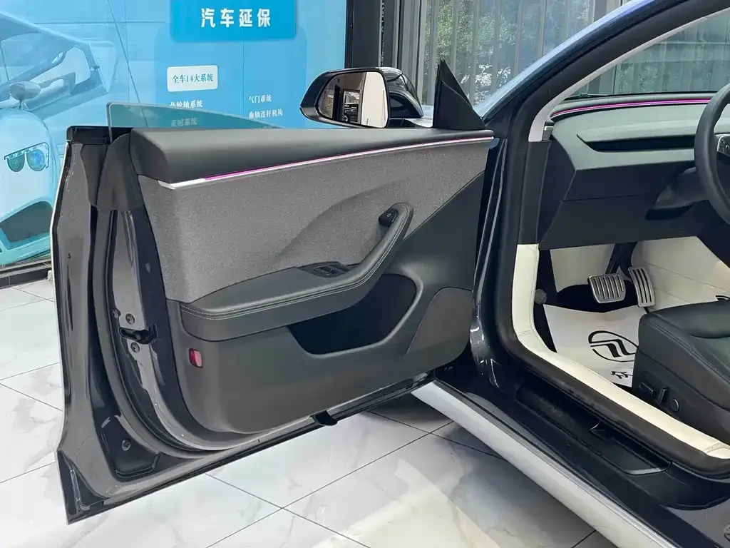 Tesla Model 3 2024 из CN, фото 5