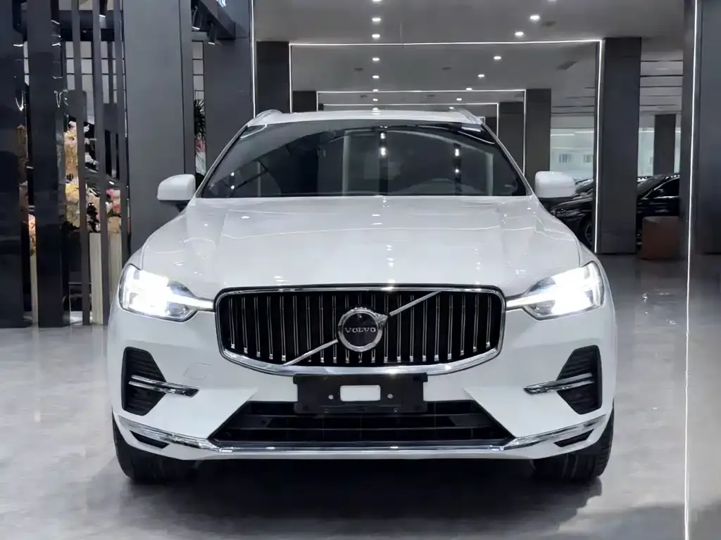 Volvo XC60 2022 из CN, фото 2