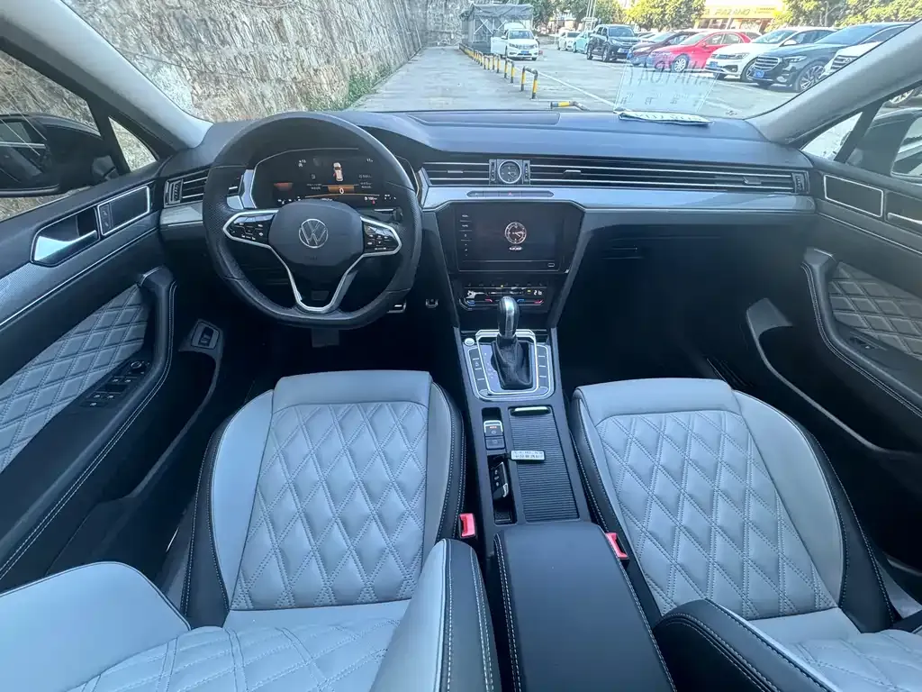 Volkswagen Magotan 2023 из CN, фото 3