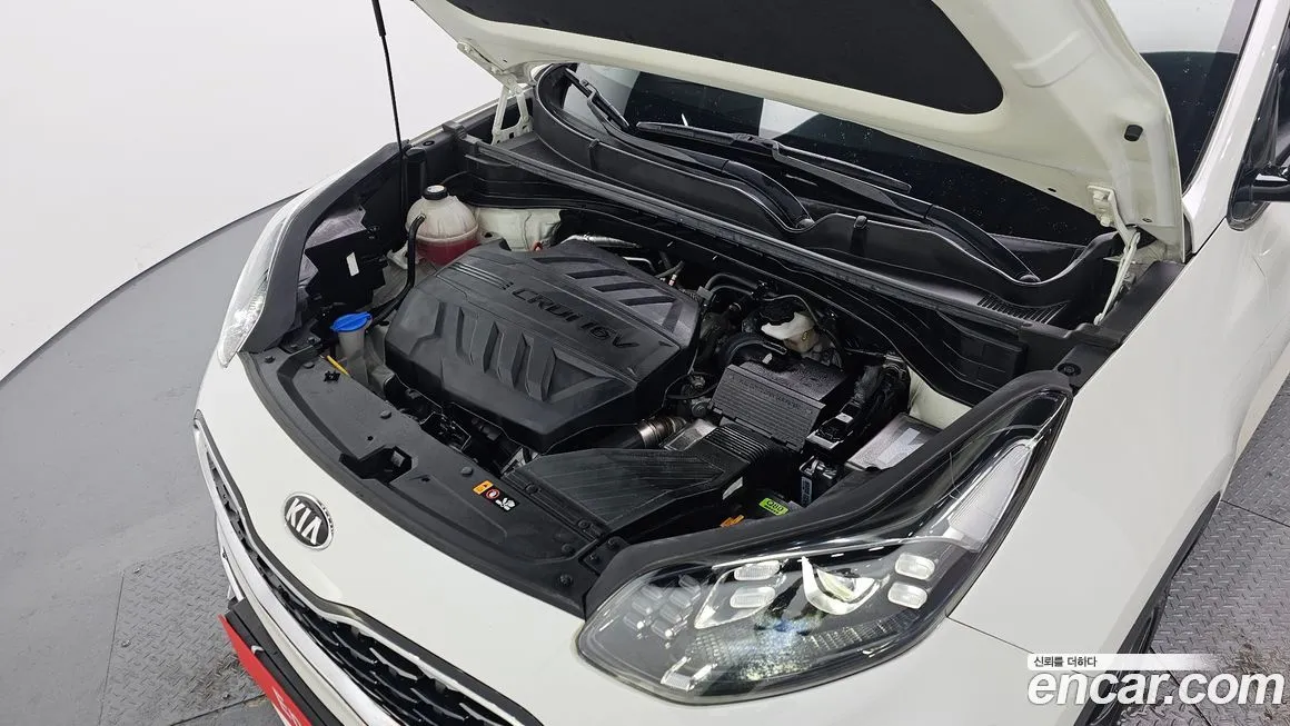 Kia Sportage — фото 9