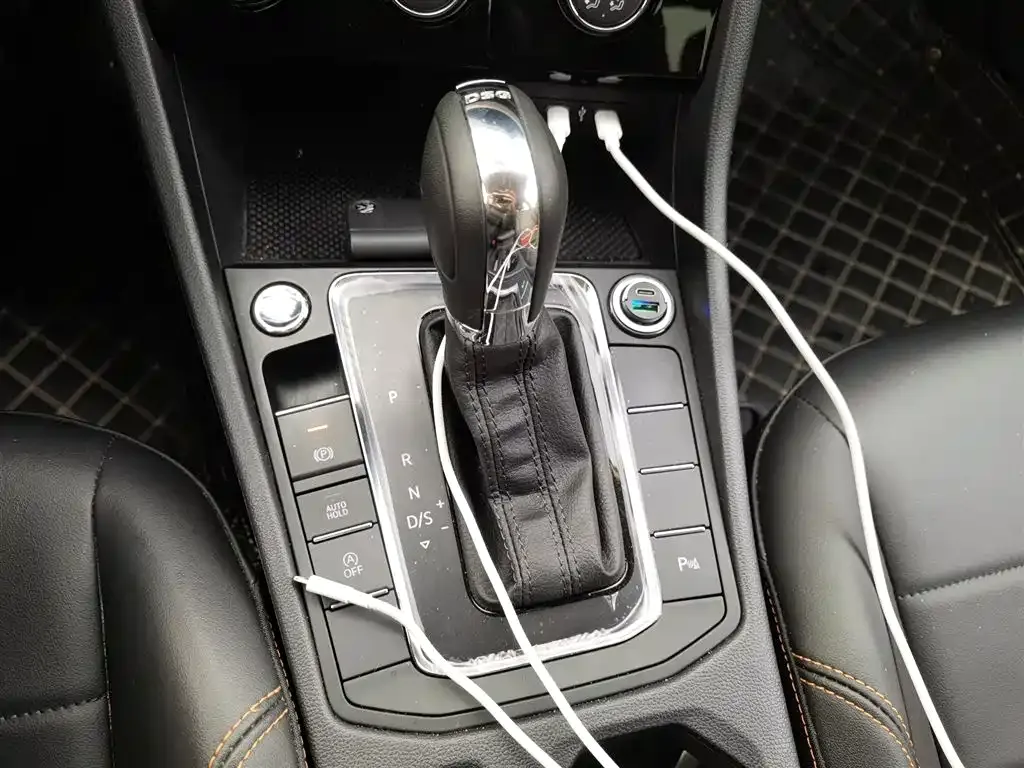 Volkswagen Bora 2024 из CN, фото 3
