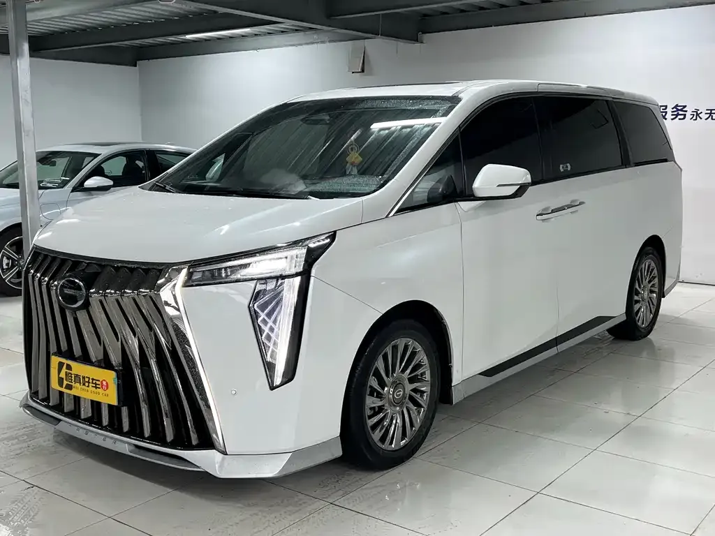 GAC Motor Trumpchi M8 — фото 1