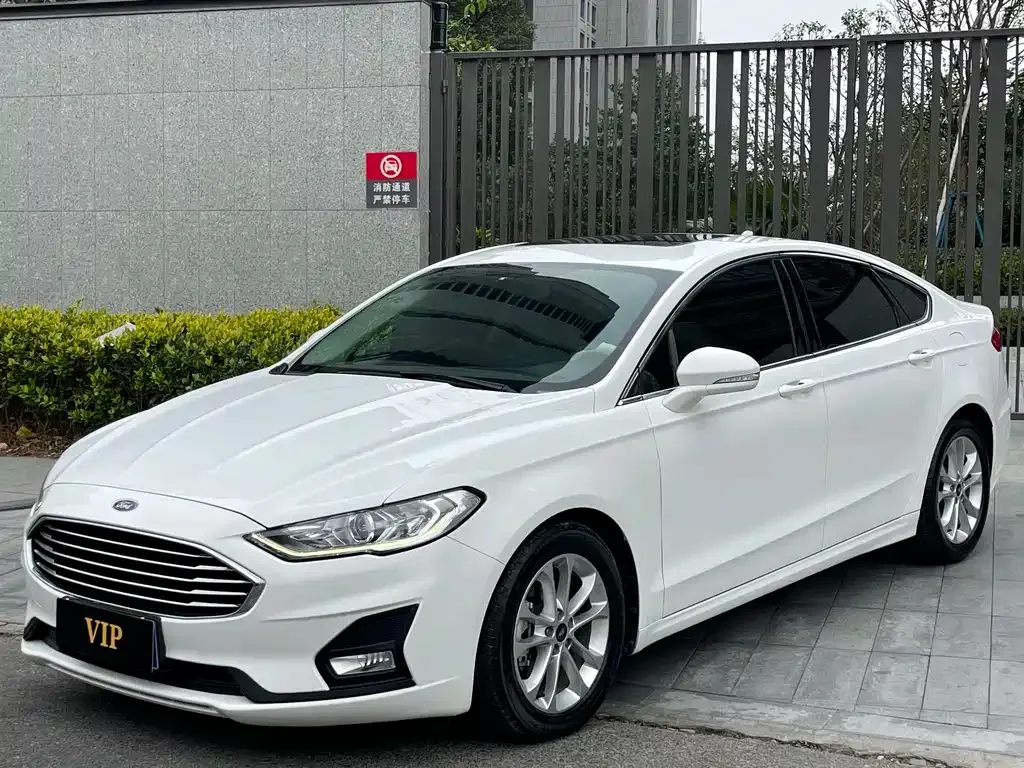 Ford Mondeo 2021 из CN, фото 2