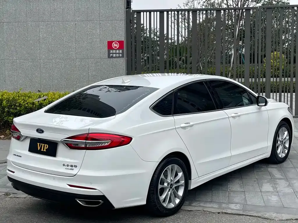 Ford Mondeo 2021 из CN, фото 4