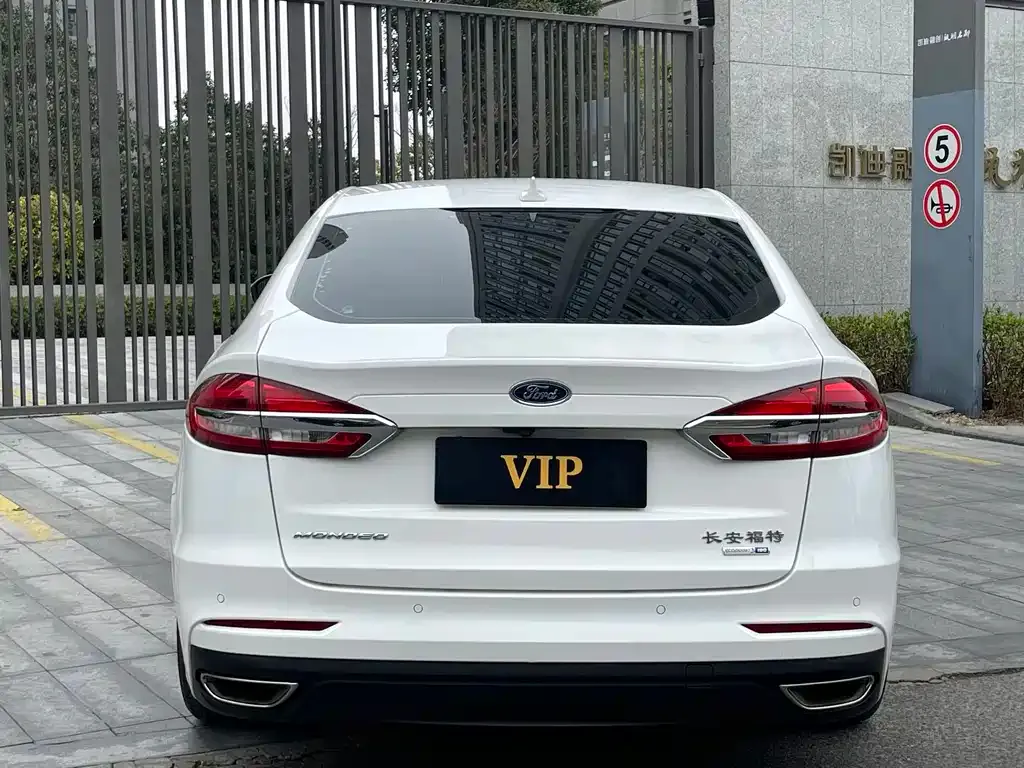 Ford Mondeo 2021 из CN, фото 6