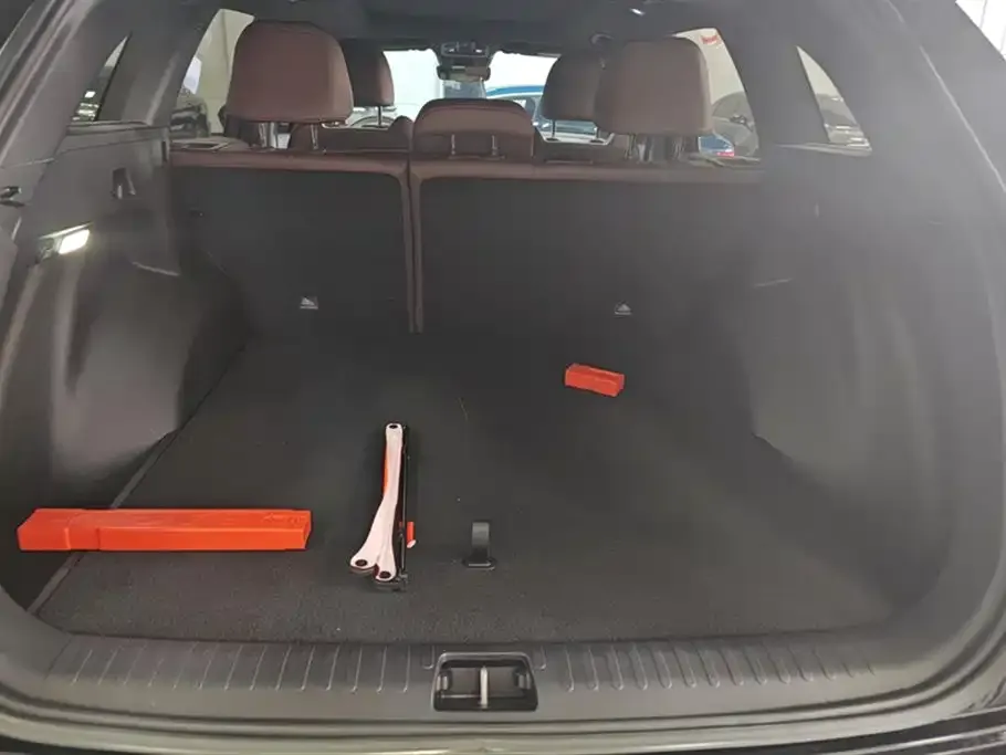 Geely Xingyue L 2024 из CN, фото 5