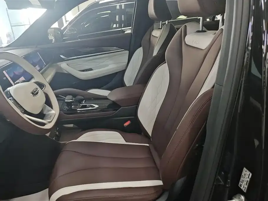 Geely Xingyue L 2024 из CN, фото 4