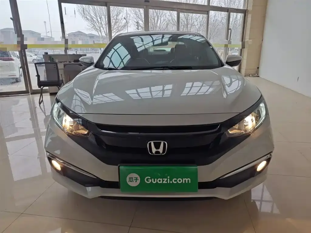 Honda Civic 2021 из CN, фото 2