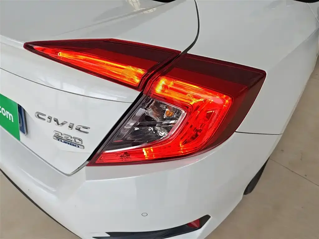 Honda Civic 2021 из CN, фото 4