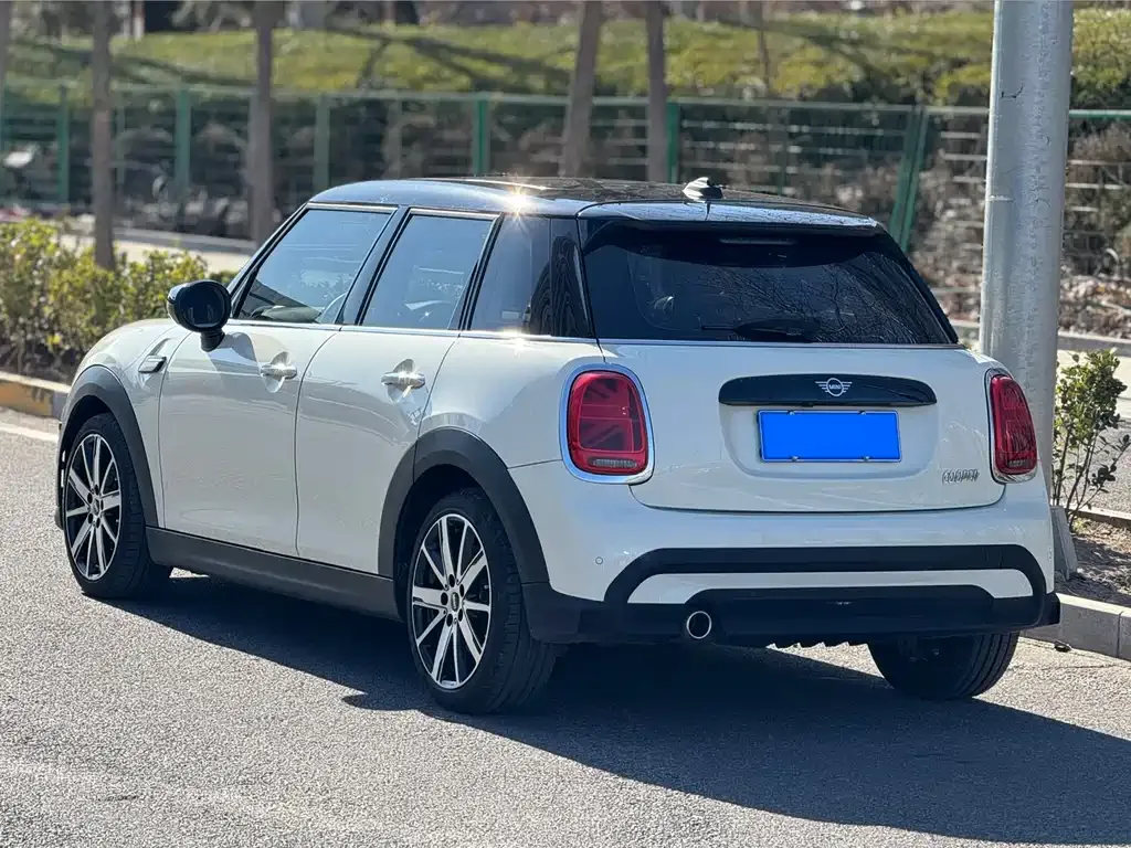 MINI Cooper (3-door) 2022 из CN, фото 6