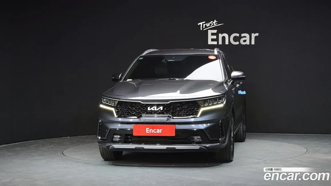 Kia Sorento — фото 5