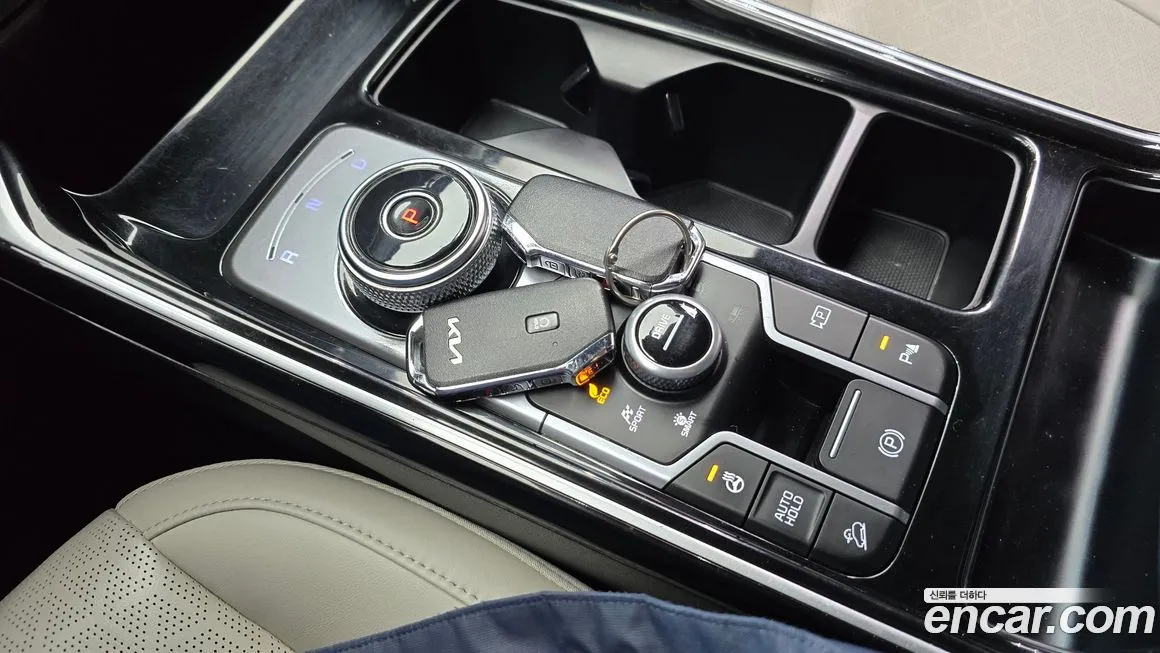 Kia Sorento — фото 7