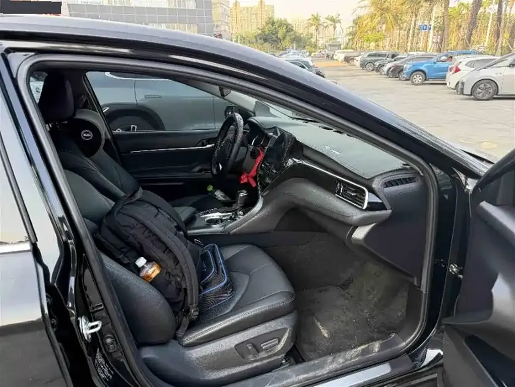 Toyota Camry 2022 из CN, фото 3