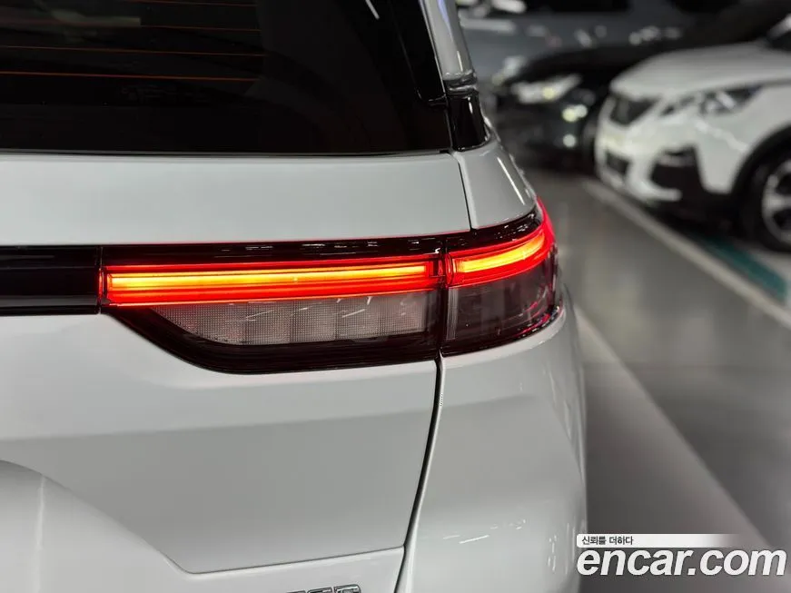 Jeep Cherokee 2023 из KR, фото 2