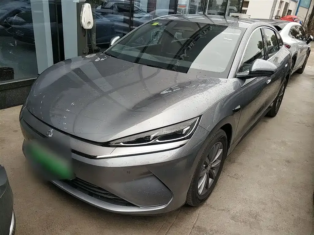 BYD Qin L — фото 1