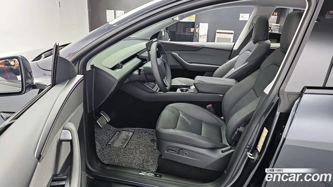 Tesla Model Y 2025 из KR, фото 9