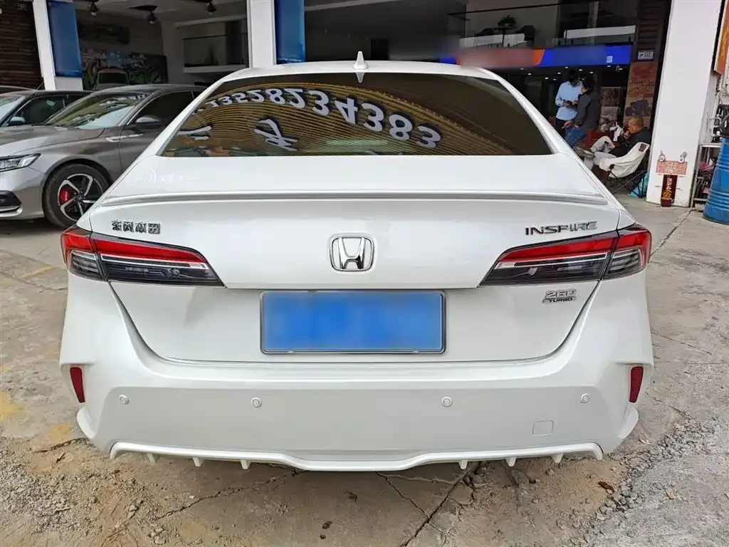 Honda Inspire — фото 10