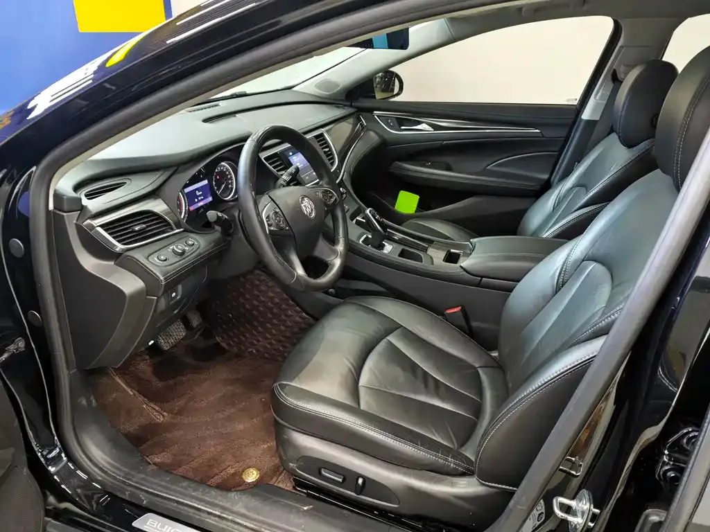 Buick LaCrosse 2023 из CN, фото 2