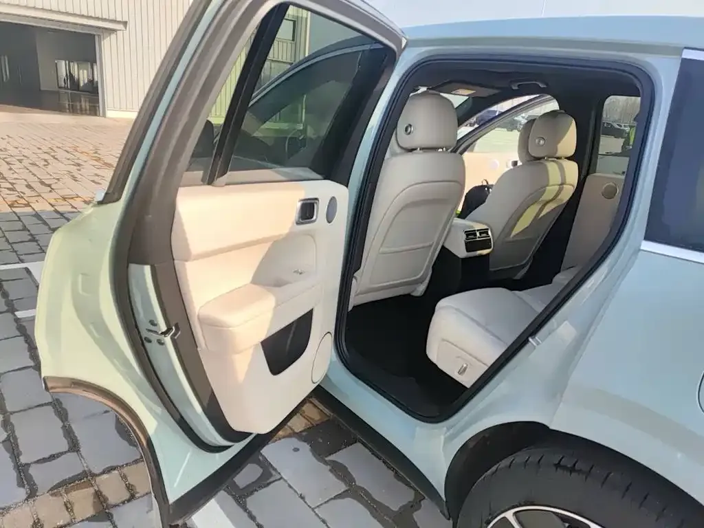 Li Auto L6 2025 из CN, фото 4