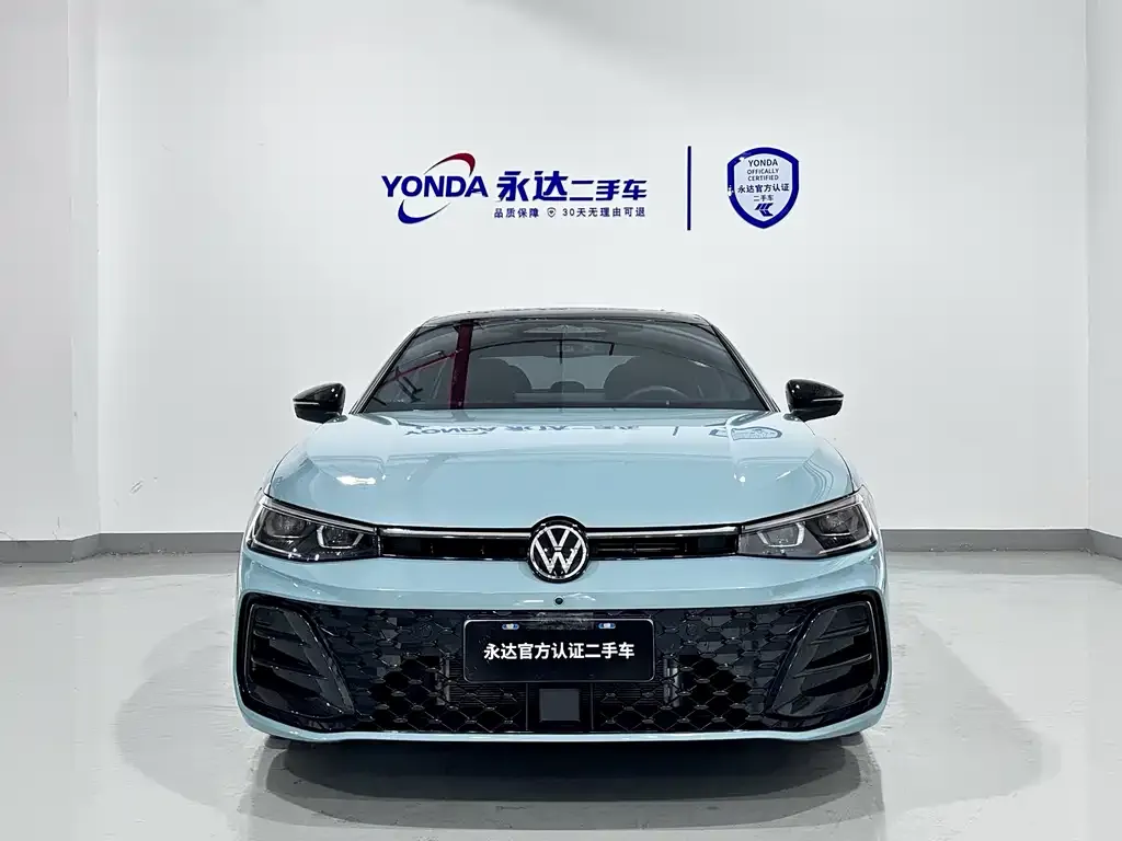 Volkswagen Passat 2024 из CN, фото 4
