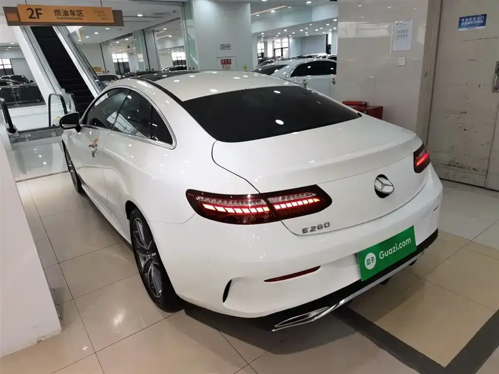 Mercedes-Benz E-Class (Import) — фото 8