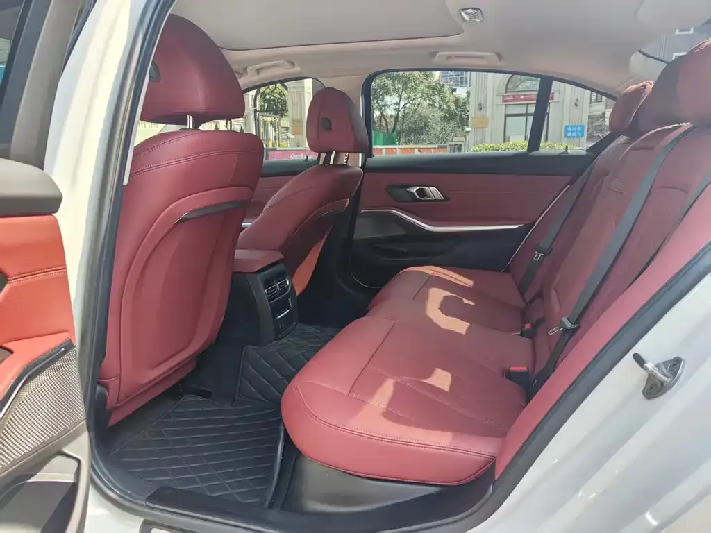 BMW i3 2024 из CN, фото 2