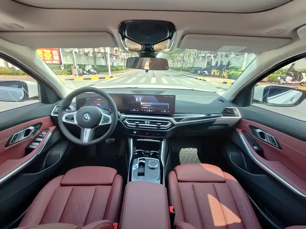 BMW i3 2024 из CN, фото 3